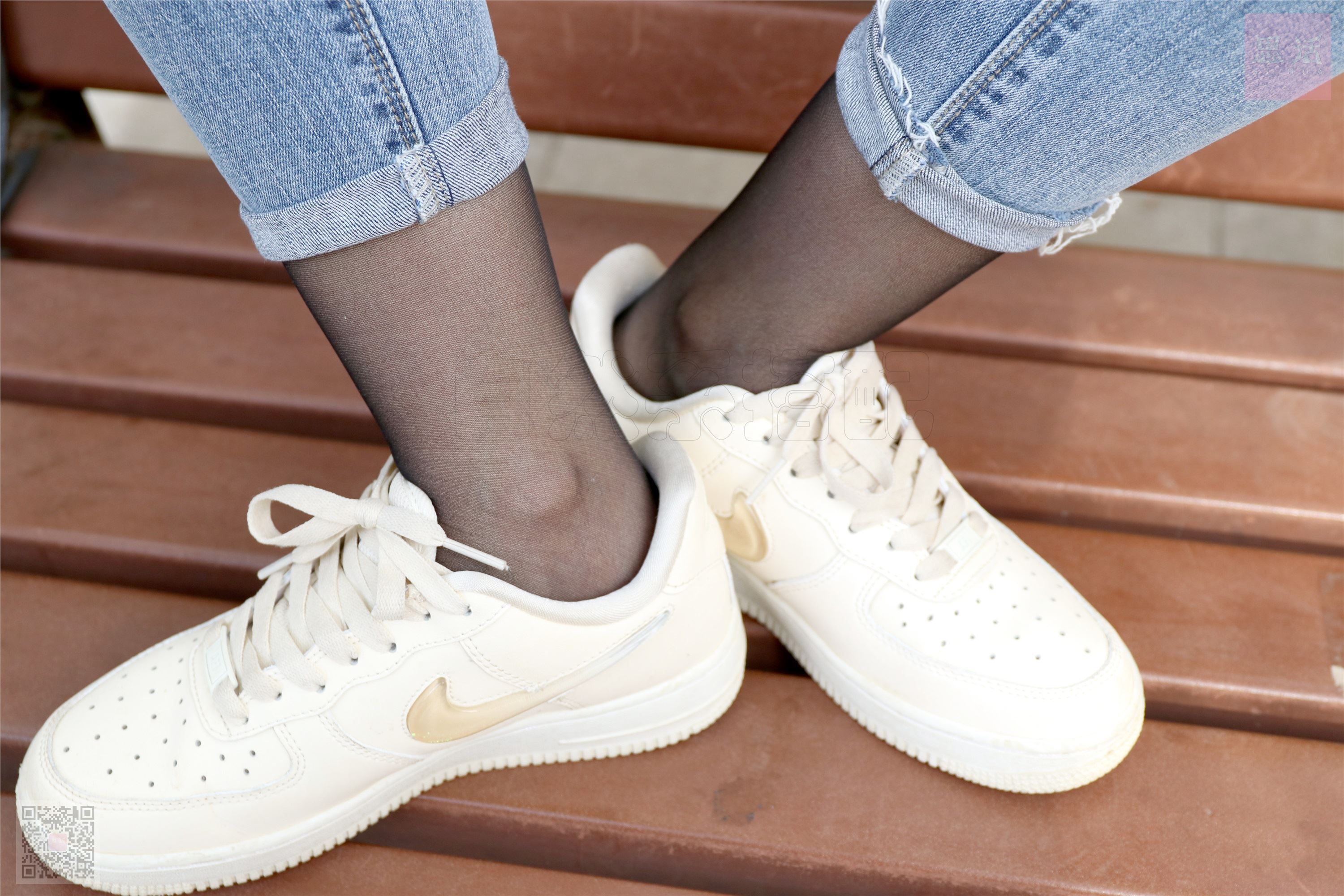 SiHua思话  SH026 露露 人群里的裤里斯